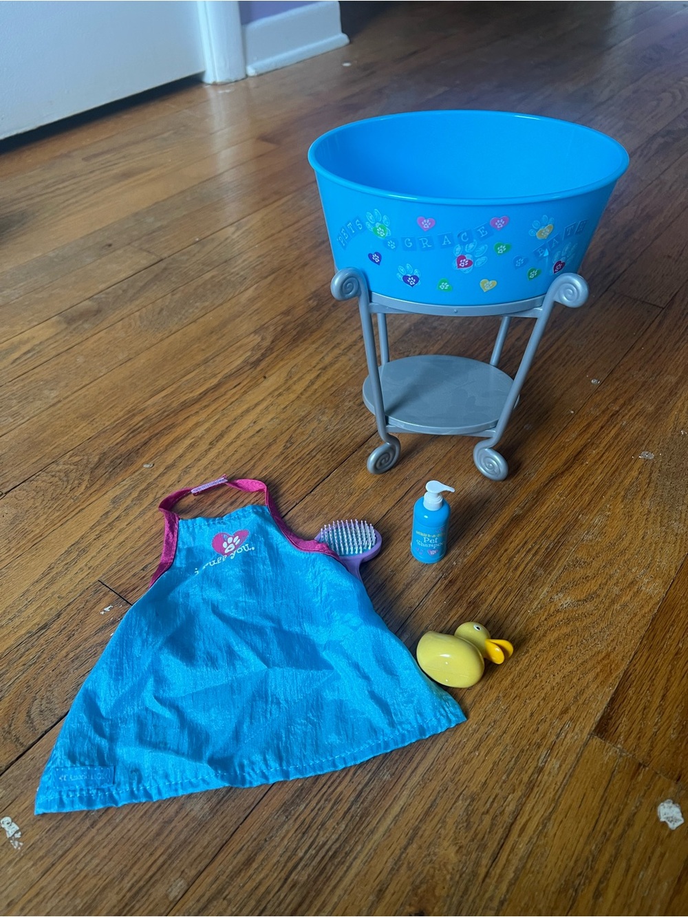 RETIRED American Girl Doll pet grooming play set